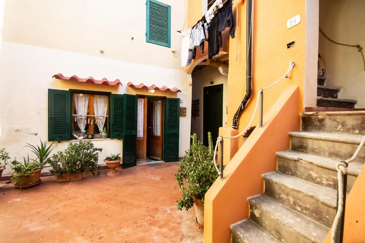 Maison Philippe Costa Est Rio Marina 0*,  Italy